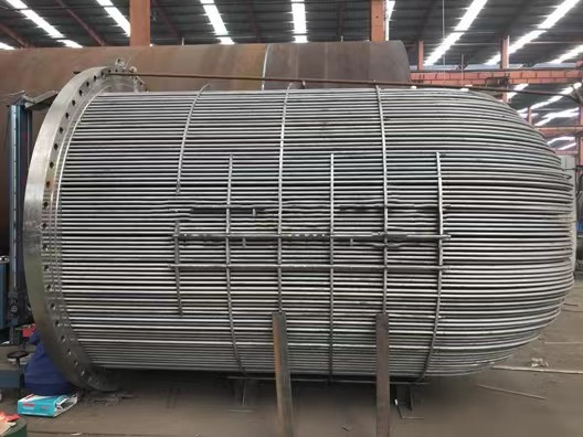 Pressure vessel heat exchanger